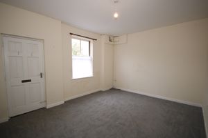 Living Room- click for photo gallery